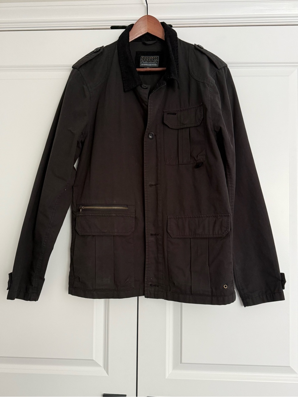 Billabong Men's Black Utility Style Jacket with Black Cord Collar